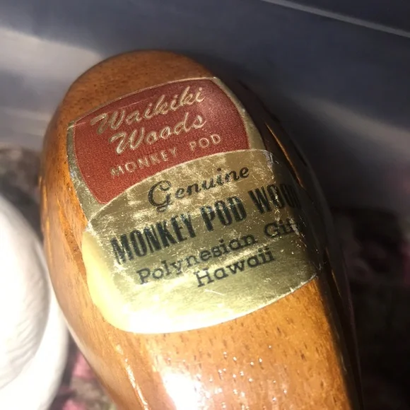 Vintage Whale Carving 1950's Woods of Hawaii Monkey Pod Carvings Waikiki Hawaii - Picture 4 of 8